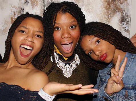 halle bailey sisters.